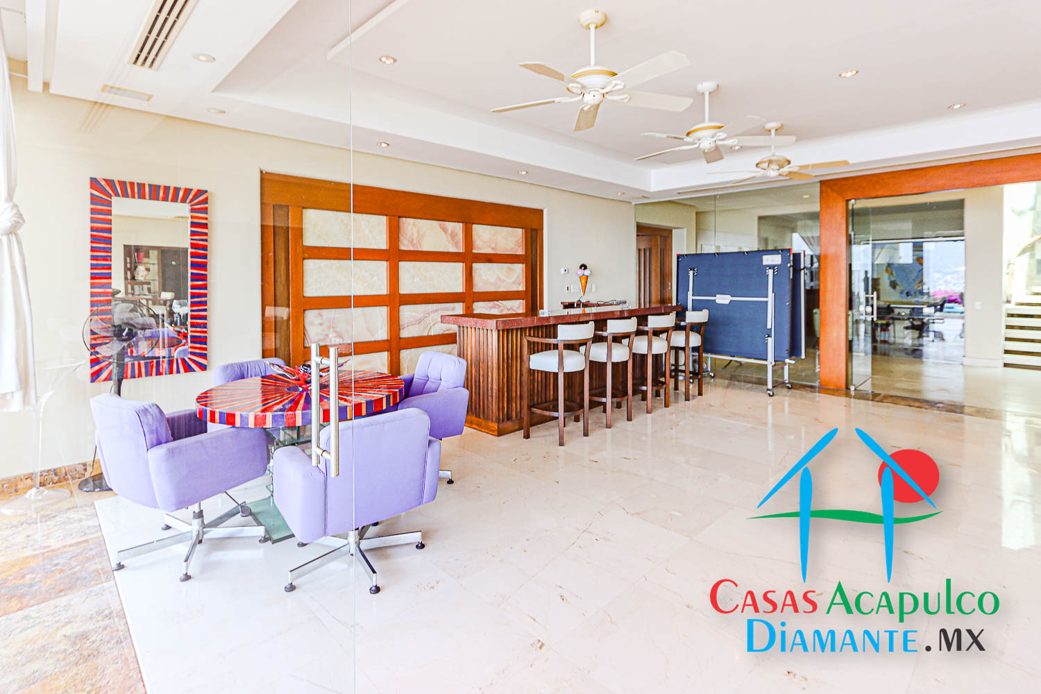 Villa Portofino - Salón de juegos antes de Otis 1